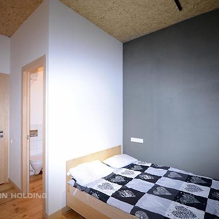 4Rooms 耶烈万 外观 照片